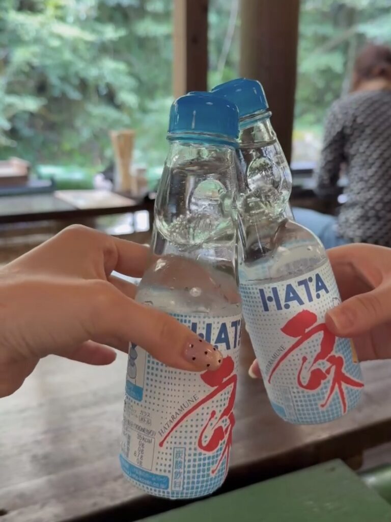 ラムネで乾杯